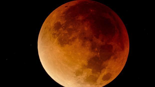 Córdoba, en buena posición para ver la fase final de la «Luna de sangre»