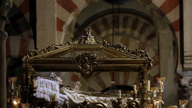 La procesión «valiente» de la Virgen del Tránsito de Córdoba