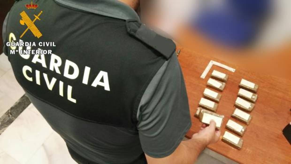 Droga intervenida por la Guardia Civil