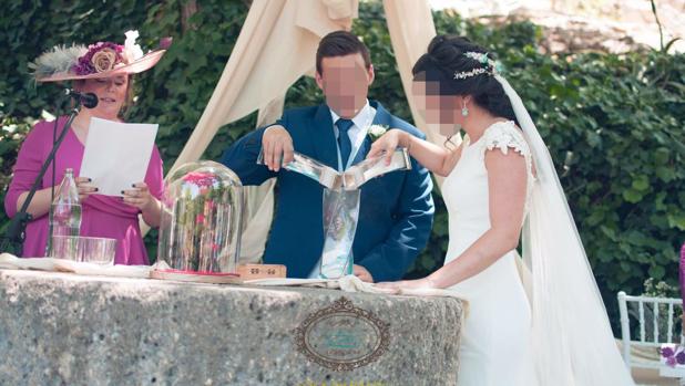 La propia alcaldesa de Ronda denuncia la polémica boda de la hija del edil