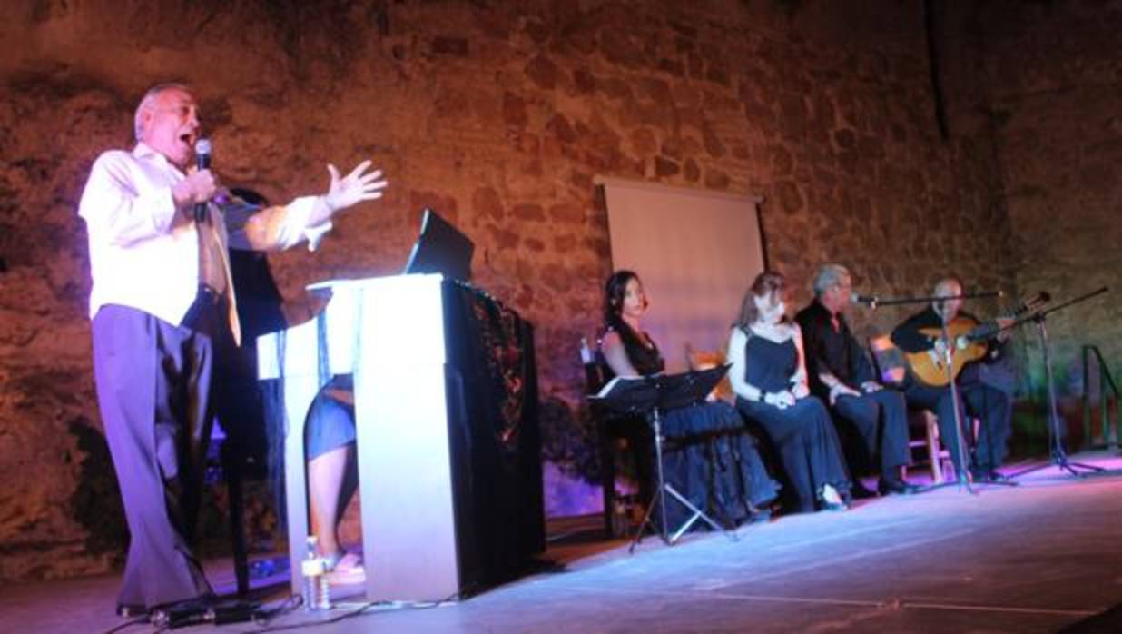 Representación de la obra «Recordando a Federico» en el castillo de Castro del Río