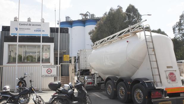 El cerco a Cosmos en Córdoba, pendiente de un informe sanitario de la Junta