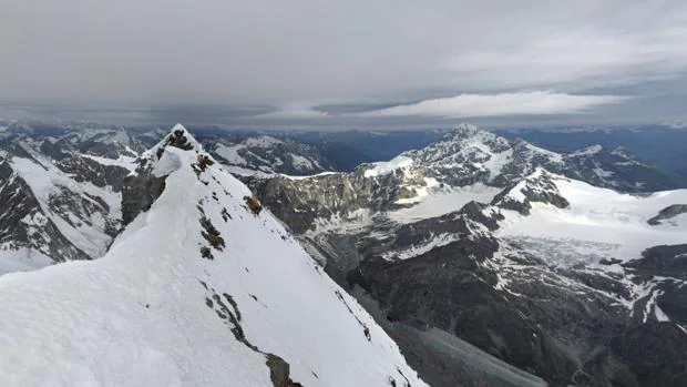 Desaparecido en Los Alpes un montañero de Granada tras sufrir un accidente en pleno temporal