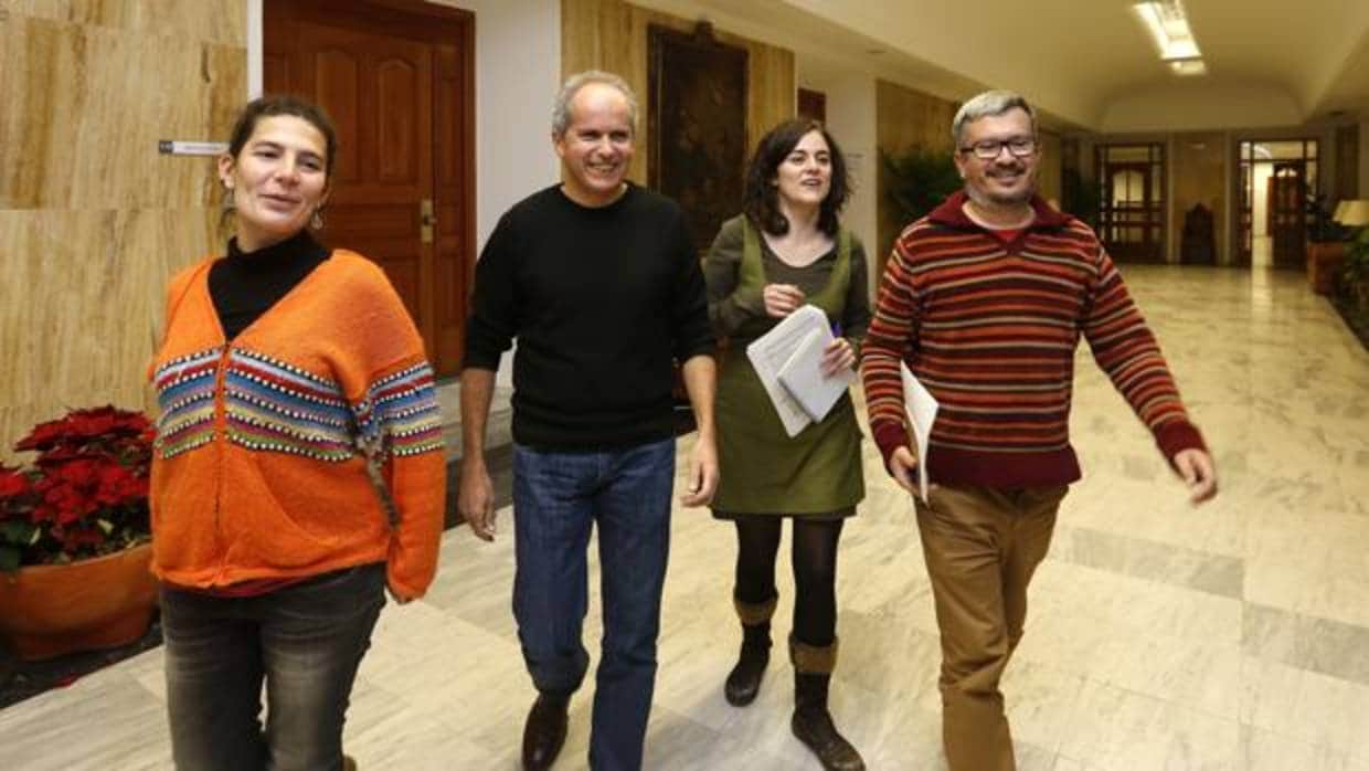 Miembros de Ganemos Córdoba, en el Ayuntamiento