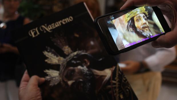 Una revista con realidad aumentada para el Nazareno de Baena