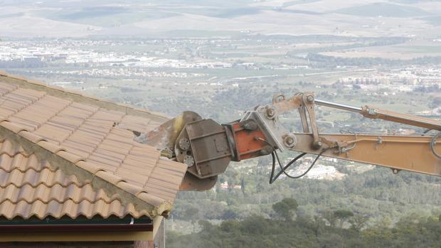 Le piden un año y medio de cárcel por construir una casa ilegal en Córdoba