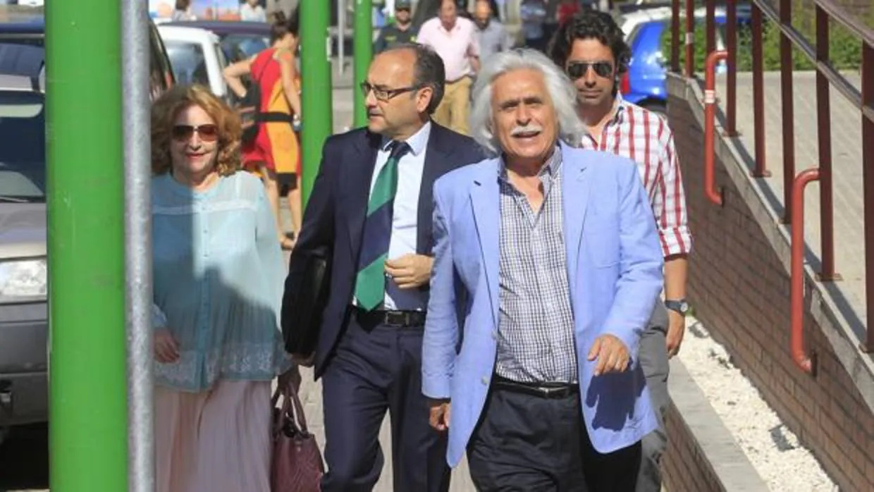 Rafael Gómez de camino a los juzgados de Córdoba