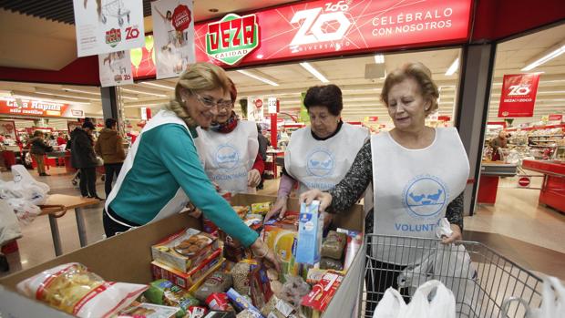 El Banco de Alimentos reanuda este fin de semana la «operación kilo» en 17 supermercados de Córdoba