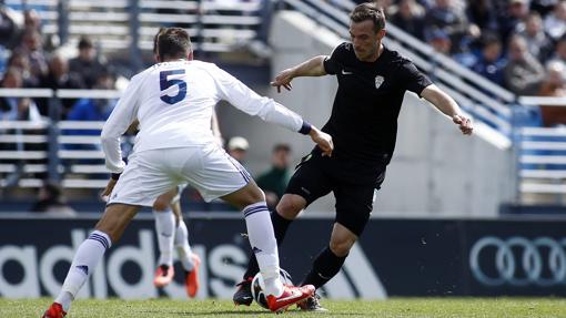 Xisco, ante el Real Madrid Castilla en la Ciudad Deportiva blanca