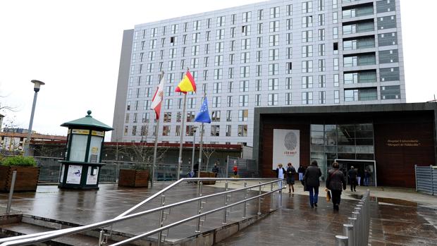 Solo una turista malagueña intoxicada por gas sigue en la UCI, al pasar a planta dos personas