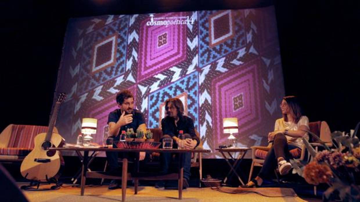 Sebas Puente, Nacho Vegas e Irene Contreras, en Cosmopoética