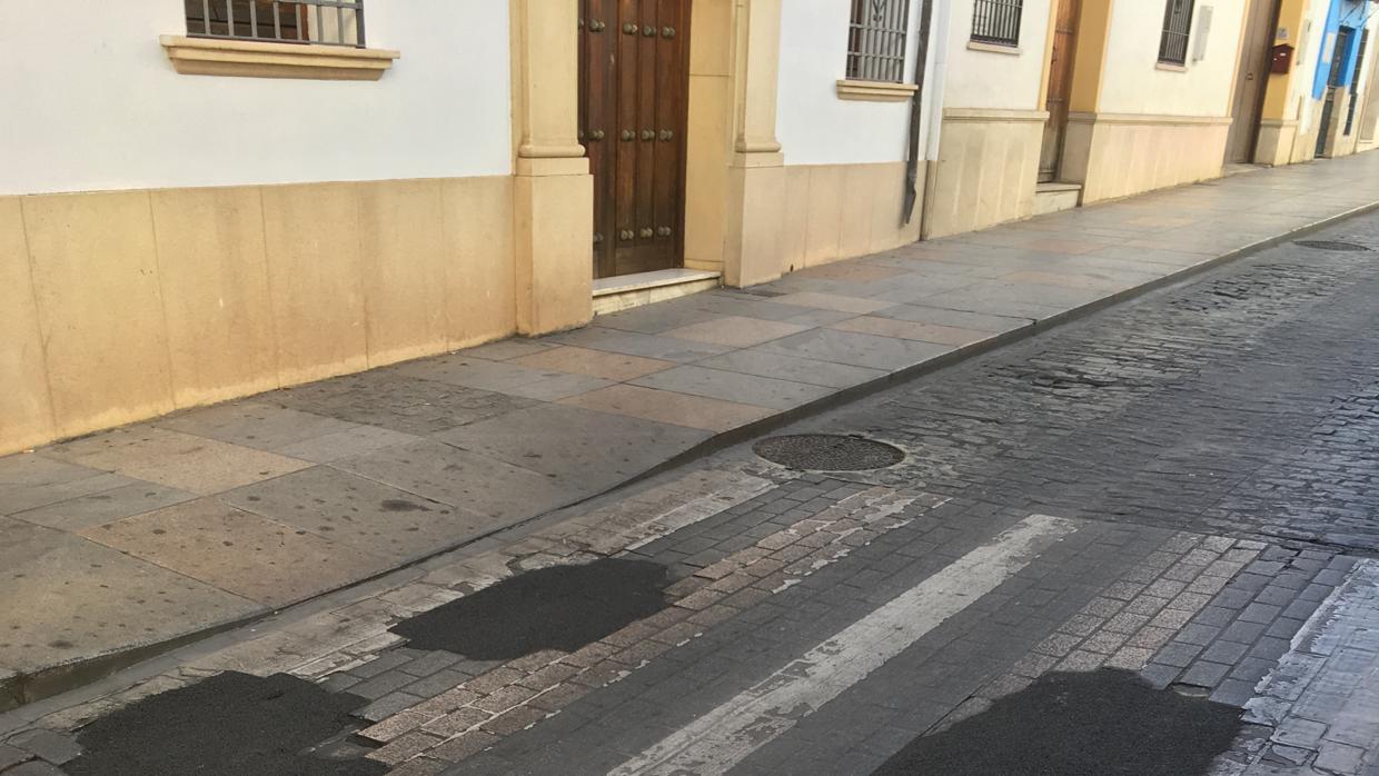 Estado actual del pavimento de la calle Alfaros