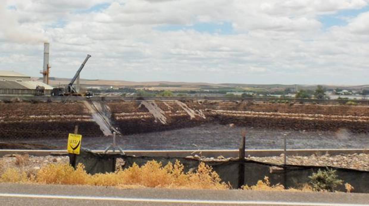 Instalaciones de la orujera de El Tejar, en Pedro Abad