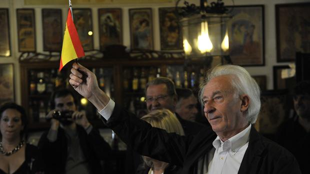 Albert Boadella pide al Gobierno que aplique el 155 de la Constitución y no se fíe «de un delincuente»