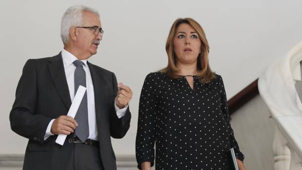 Manuel Jiménez Barrios y Susana Díaz, este jueves en el Parlamento de Andalucía