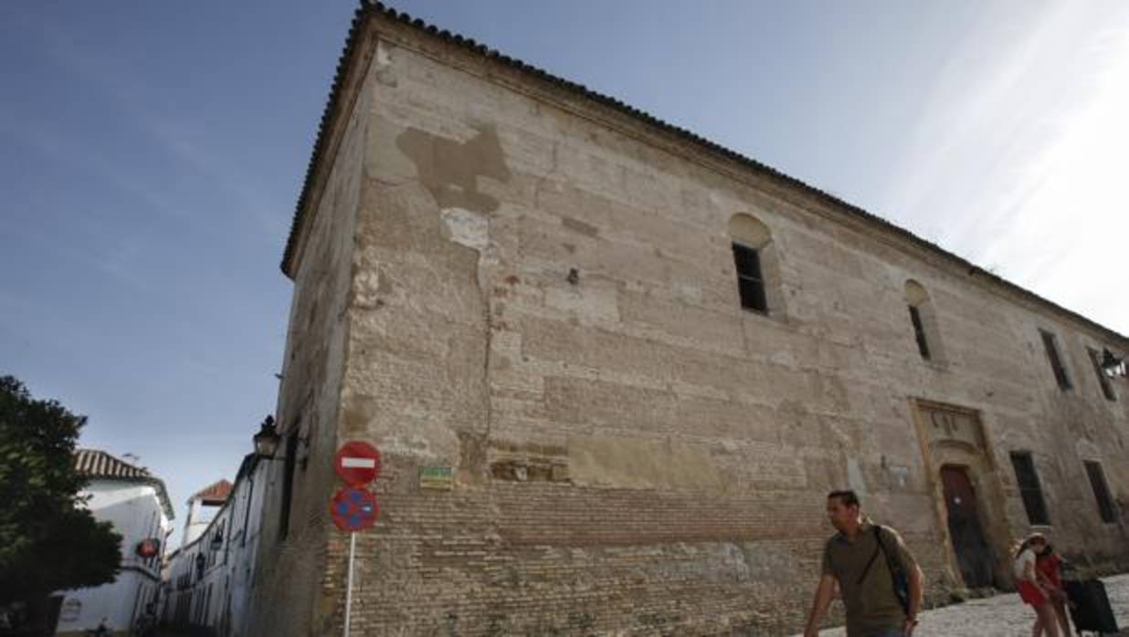 Convento Regina, en la plaza del mismo nombre