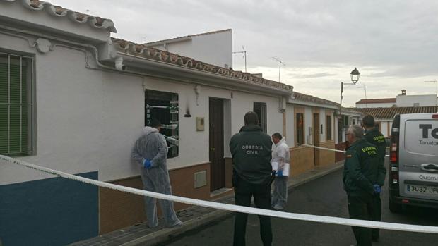 Muere un hombre de 33 años en el incendio de una casa en Adamuz