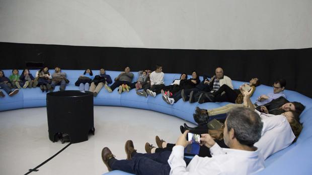 El mayor planetario móvil de España llega a Lucena