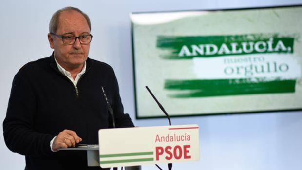 El PSOE sigue defendiendo «la honorabilidad de los expresidentes de la Junta»