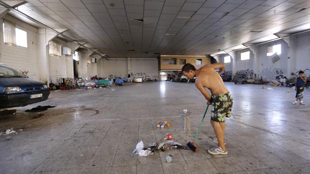 El PP alerta del riesgo de un gueto de infravivienda en el polígono de Chinales de Córdoba