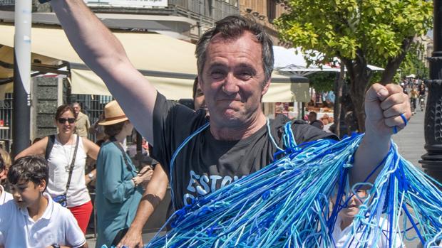 El arte de Paco Pérez Valencia llena de magia Sanlúcar