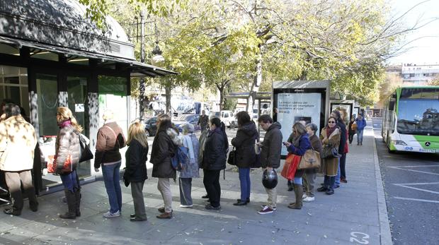 Aucorsa corrige su tendencia descendente y sube sus pasajeros un 0,4% hasta noviembre