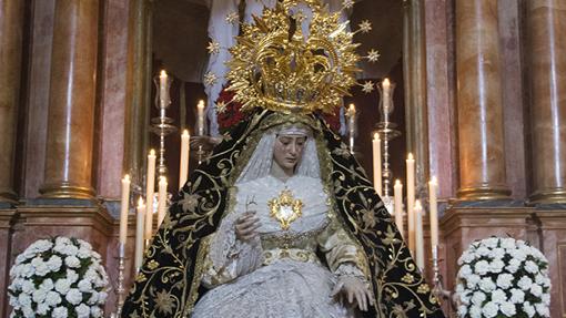 Besamanos de la Virgen de las Angustias