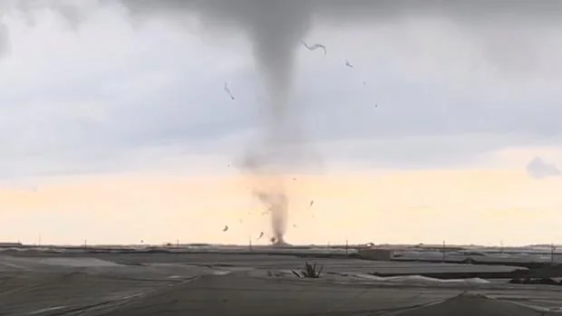 Un tornado causa daños en 150 hectáreas de invernaderos en El Ejido