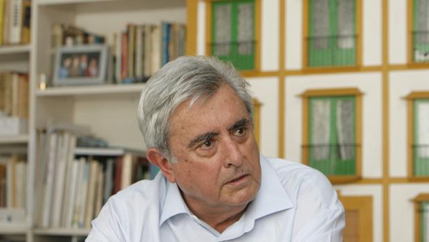 El Ayuntamiento de Córdoba ultima un homenaje al pintor Tomás Egea, fallecido esta semana