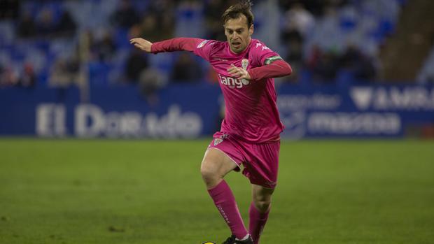 Javi Lara, jugador del Córdoba CF: «Éramos un club abandonado por sensaciones»