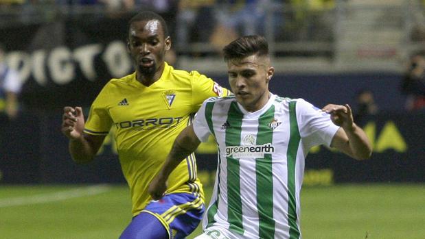 Fichajes Córdoba CF: Juanjo Narváez, primer refuerzo blanquiverde en enero