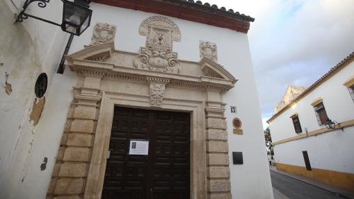 El convento de Santa Isabel permanece cerrado a la espera de su conversión en hotel