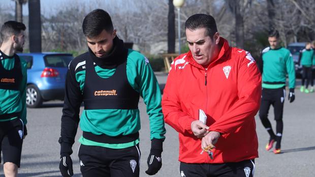 Córdoba CF | Los cambios de la «libreta» de José Ramón Sandoval