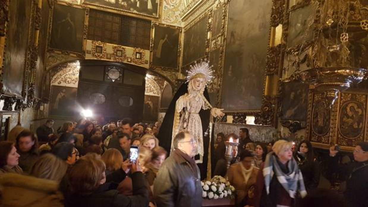 La Virgen de los Dolores, el convento de las carmelitas