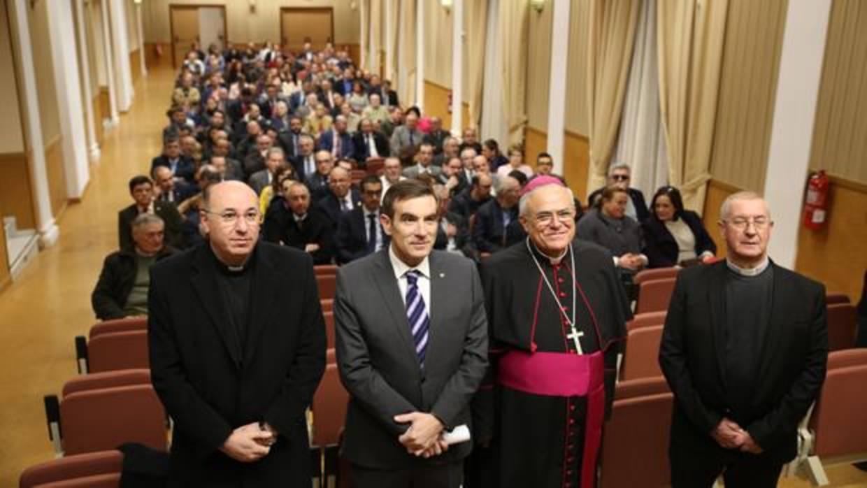 Encuentro del obispo con las hermandades de la Diócesis