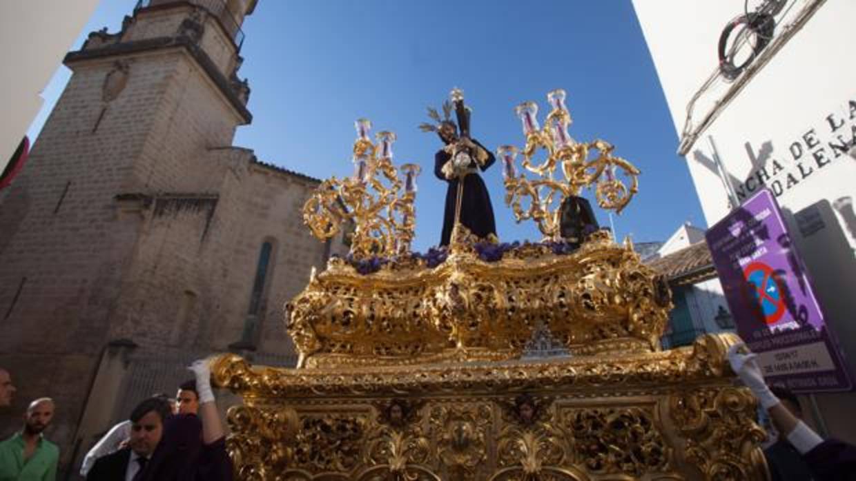 El Señor del Calvario, por la plaza de San Lorenzo el Miércoles Santo pasado