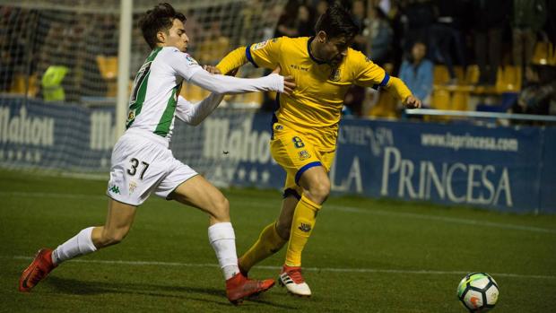 El Córdoba CF vence a domicilio siete meses después