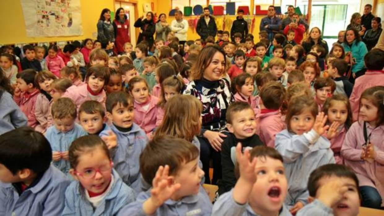 La alcaldesa de Córdoba, en el CEIP Juan de Mena