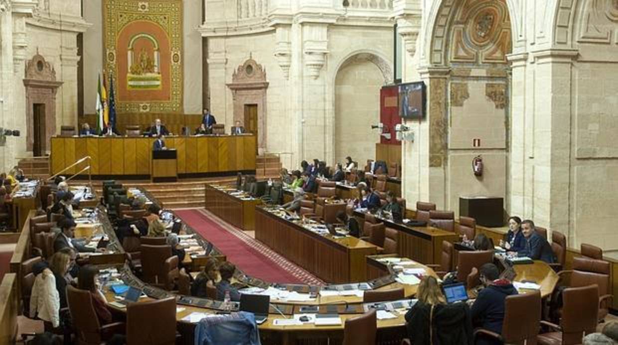 Imagen del pleno del Parlamento andaluz