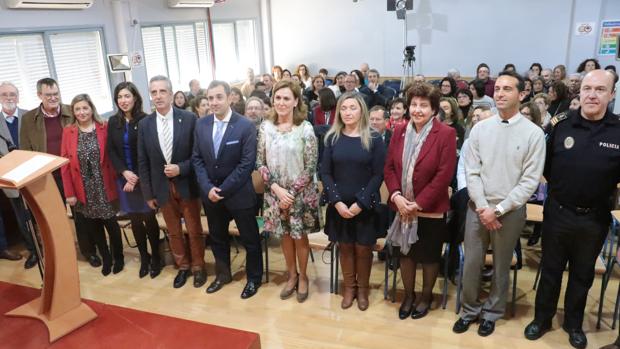 El colegio Virgen de Araceli de Lucena cumple sesenta años