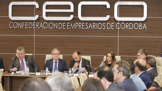 Los empresarios de Córdoba reciben el mensaje de la CEOE: la industria crea empleo estable y de calidad