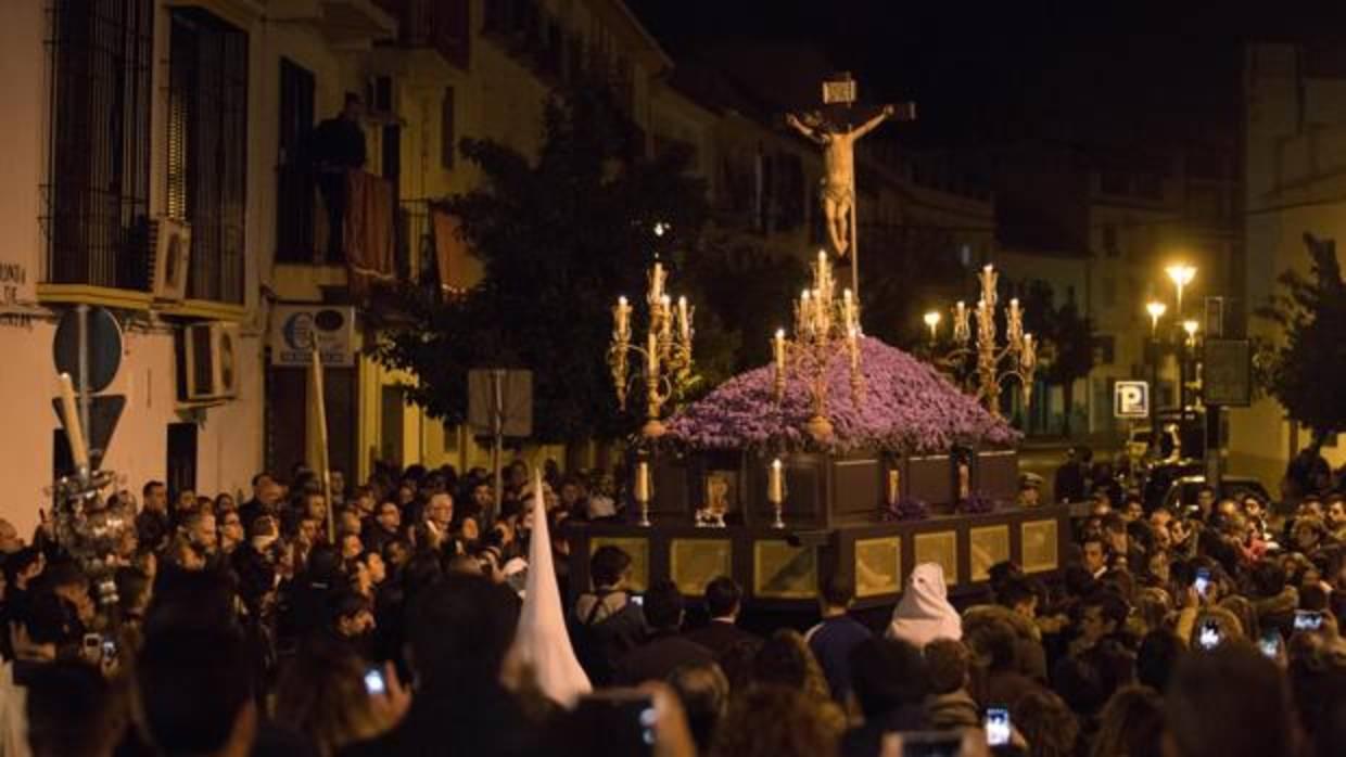 El Cristo de la Vera Cruz en su primera salida procesional