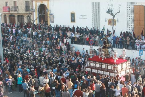 El Señor de los Reyes, esta tarde tras salir de la parroquia de San José y Espíritu Santo