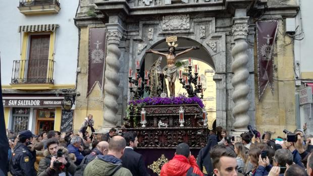 Semana Santa de Córdoba 2018: la Virgen de los Dolores no sale; Soledad y Expiración sí