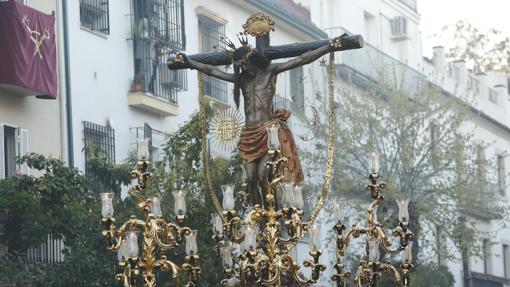 El Cristo del Remedio de Ánimas avance en el Lunes Santo