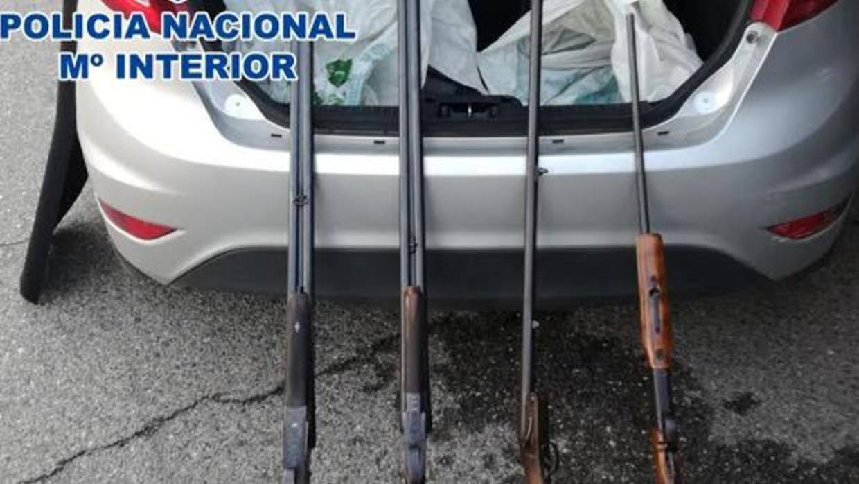 Las cuatro armas incautadas por la Policía Nacional de Córdoba