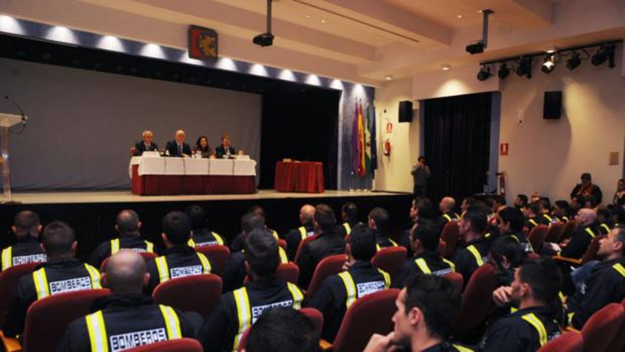 Celebración de la toma de posesión de las 54 plazas