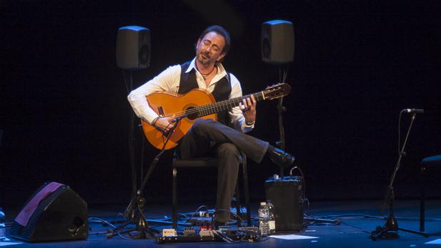 José Antonio Rodríguez lanza «El guitarrista azul», flamenco de Córdoba para todo el mundo