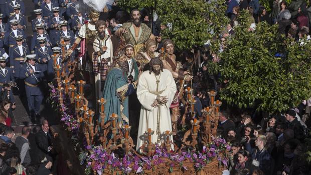 Así fue el giro del Señor del Silencio de Córdoba hacia Corregidor Luis de la Cerda