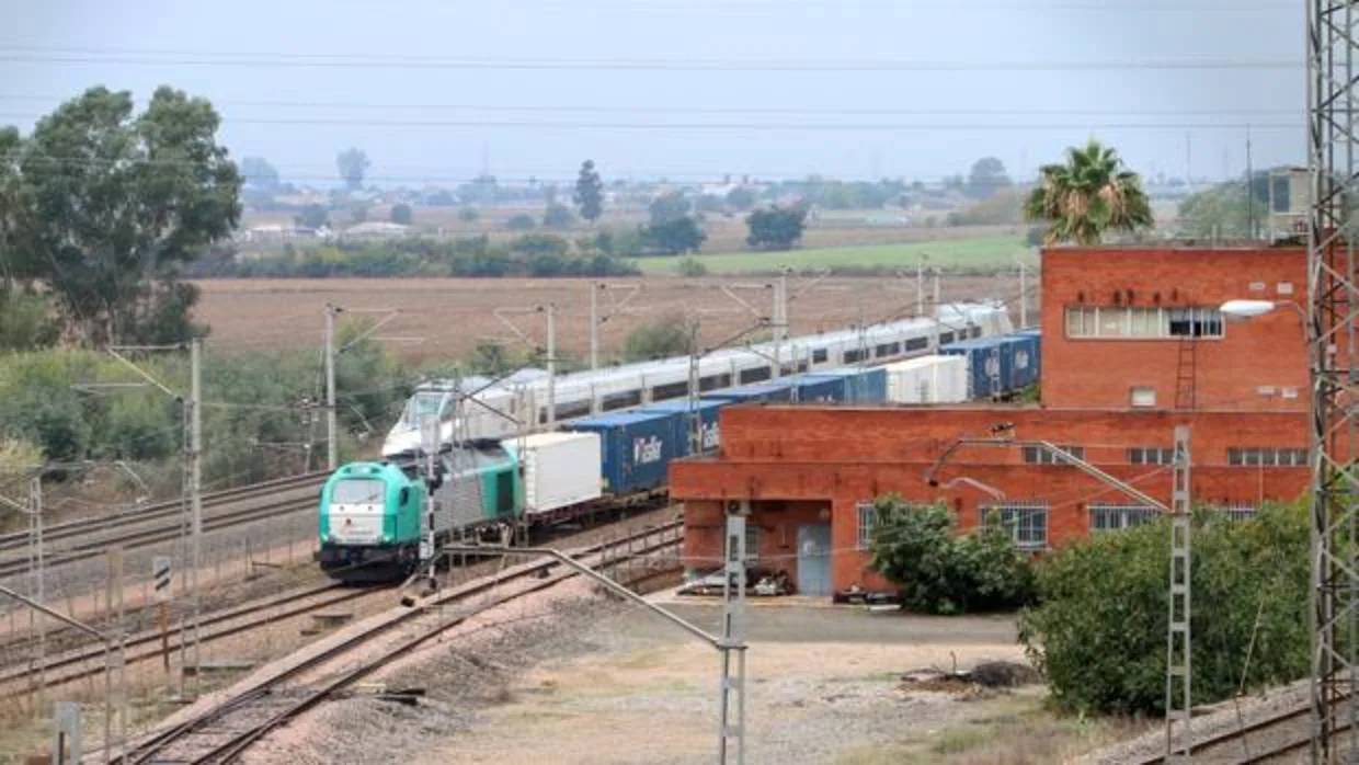 Trenes en El Higuerón
